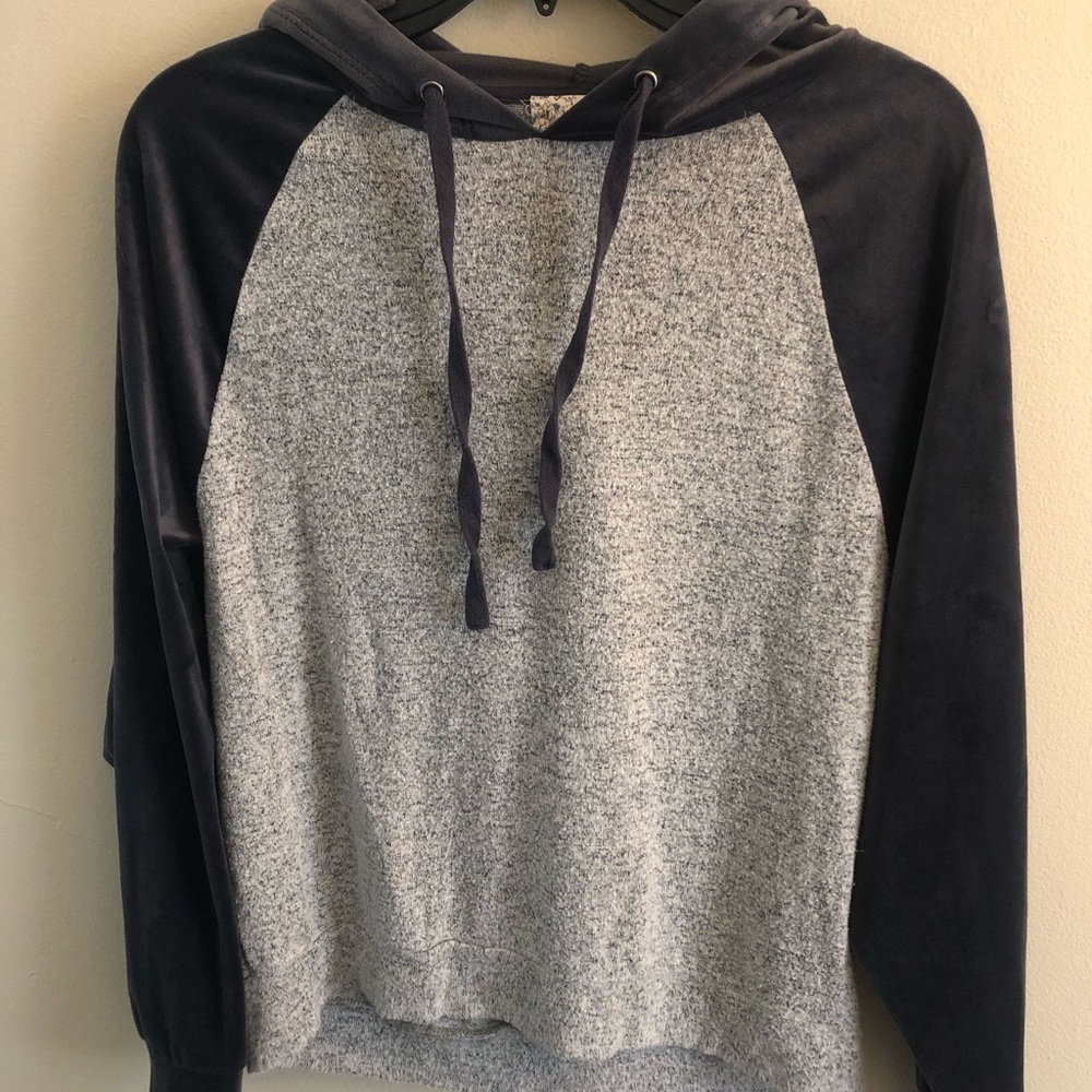 Woman’s Cute Pull Over Baseball Style Sweatshirt